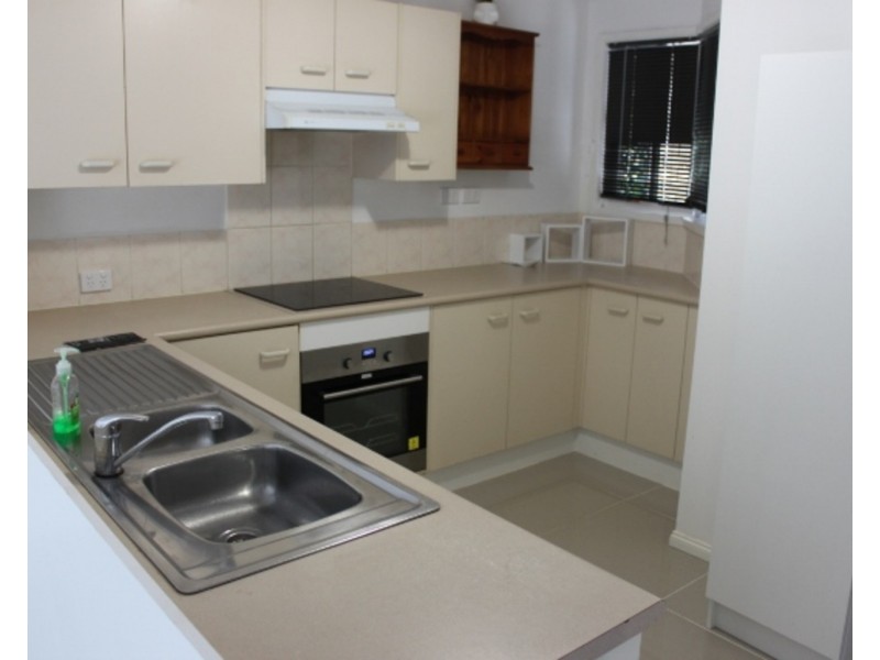 27/15 Yuan Street, Coomera QLD 4209