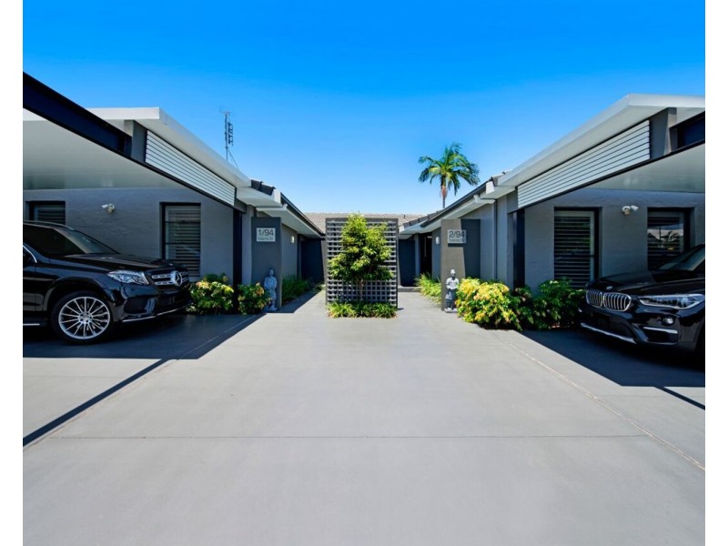 2/94 Salerno Street, Isle Of Capri QLD 4217