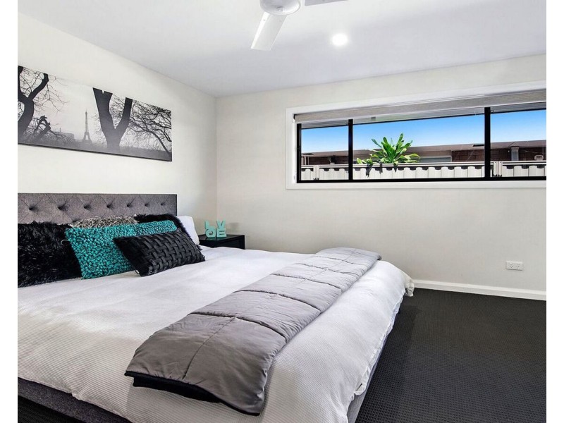 2/94 Salerno Street, Isle Of Capri QLD 4217