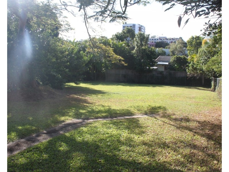 31 Minnie Street, Southport QLD 4215