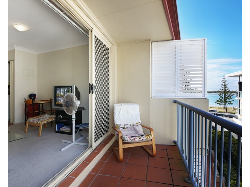 27/416 Marine Parade, Biggera Waters QLD 4216