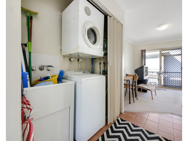 27/416 Marine Parade, Biggera Waters QLD 4216