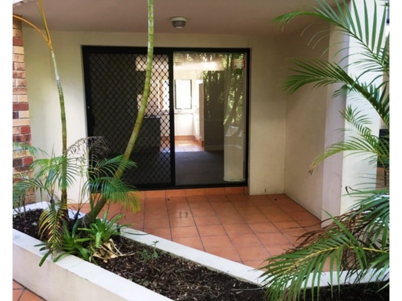 84 High Street, Southport QLD 4215
