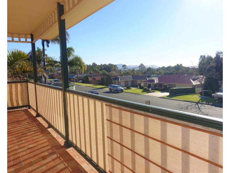 1/22 Gloucester Circuit, Albion Park NSW 2527