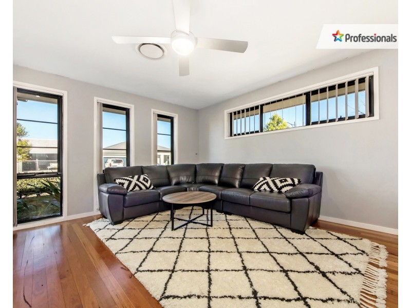 30 Haywards Bay Drive, Haywards Bay NSW 2530