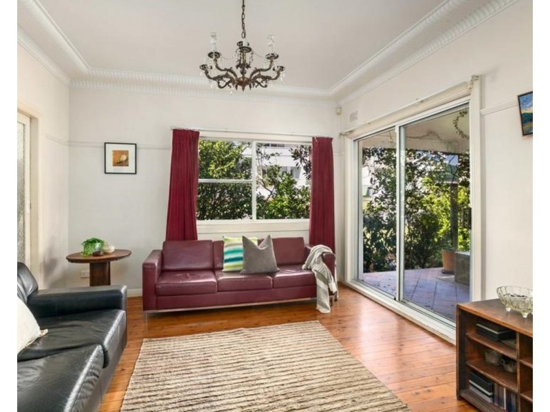 1 The Breakers Road, Thirroul NSW 2515