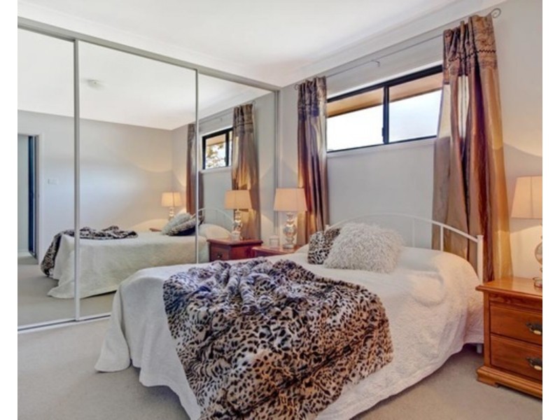 2/73 Gilmore Street, West Wollongong NSW 2500