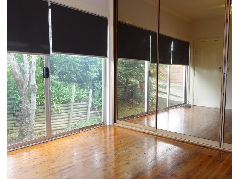 22 Pooraka Avenue, West Wollongong NSW 2500