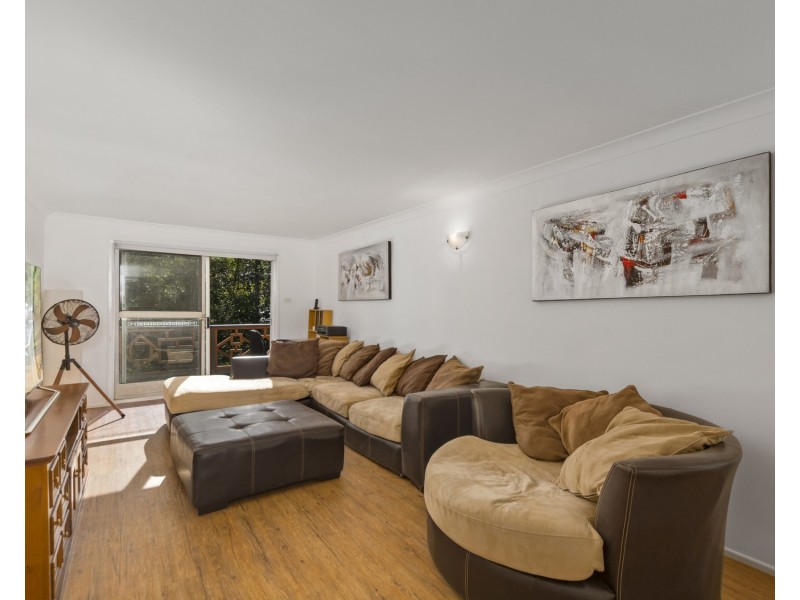 2 Aminya Place, Farmborough Heights NSW 2526