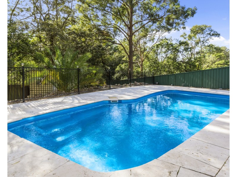 2 Aminya Place, Farmborough Heights NSW 2526