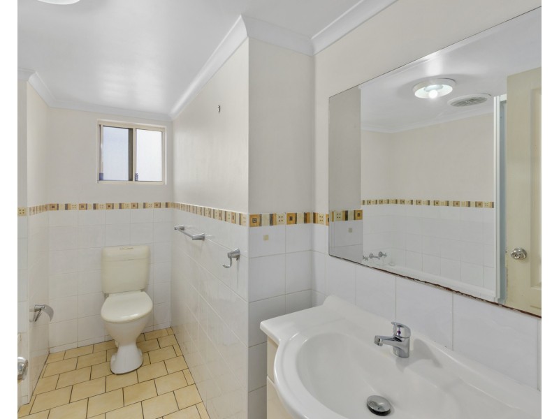 2/267 Princes Highway, Corrimal NSW 2518