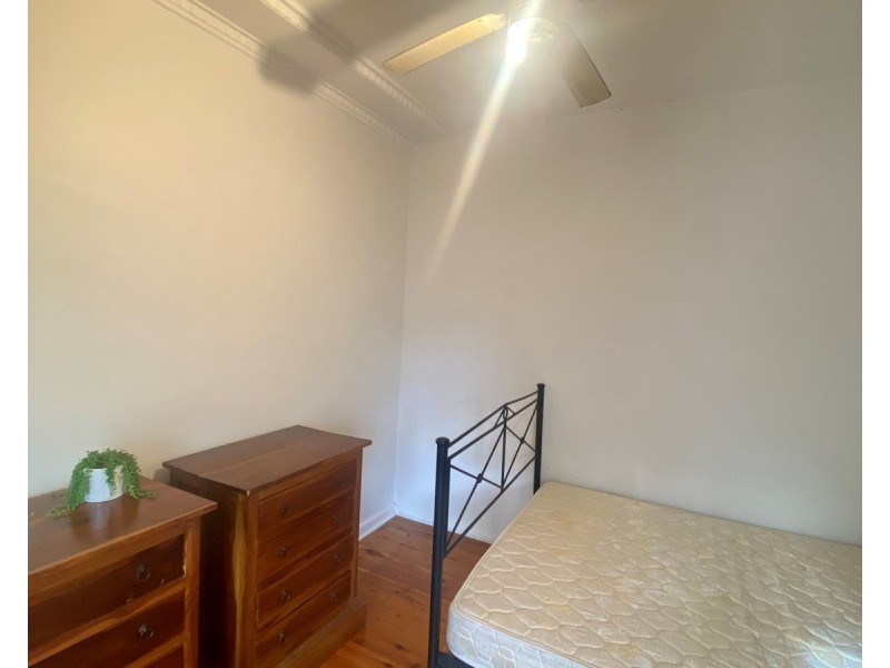 22. Pooraka Avenue, West Wollongong NSW 2500
