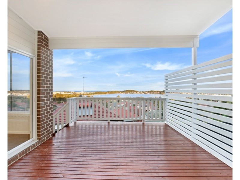 2./3 Vermont Road, Warrawong NSW 2502