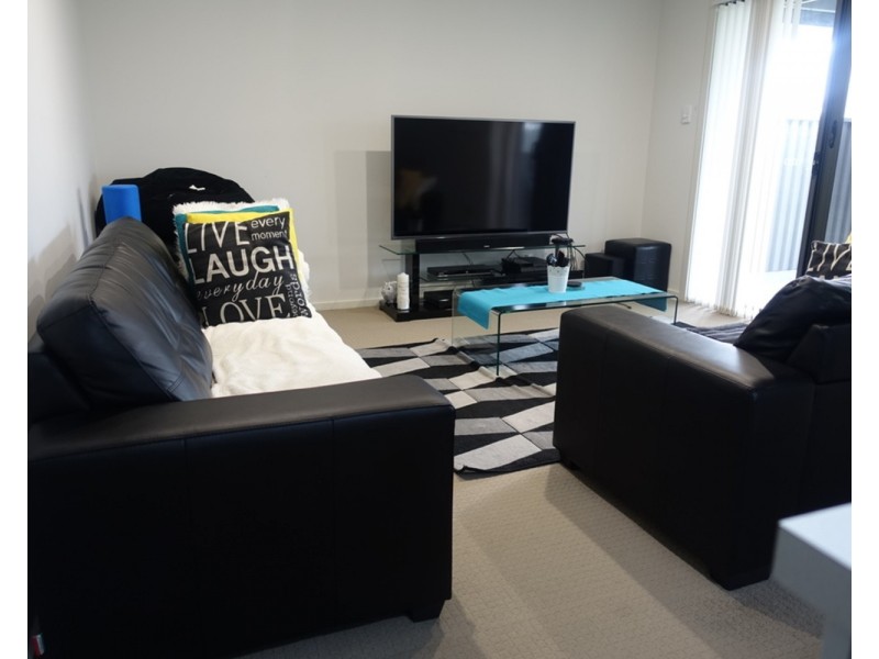 .10 Hobbs Street, Horsley NSW 2530