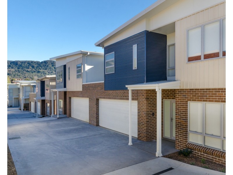 .3/12 Russell Street, Balgownie NSW 2519