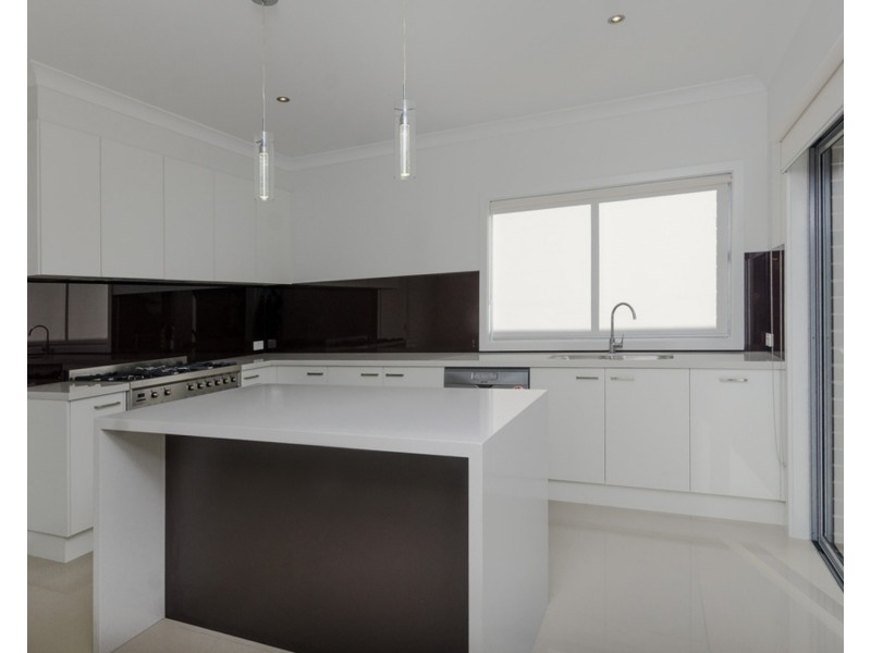 .3/12 Russell Street, Balgownie NSW 2519