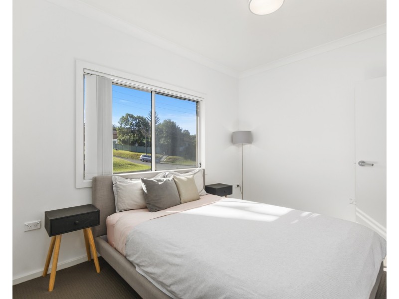 1/151 Gladstone Avenue, Mount Saint Thomas NSW 2500