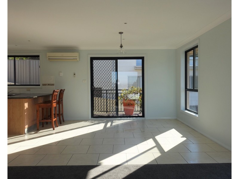1/71 Shearwater Drive, Berkeley NSW 2506