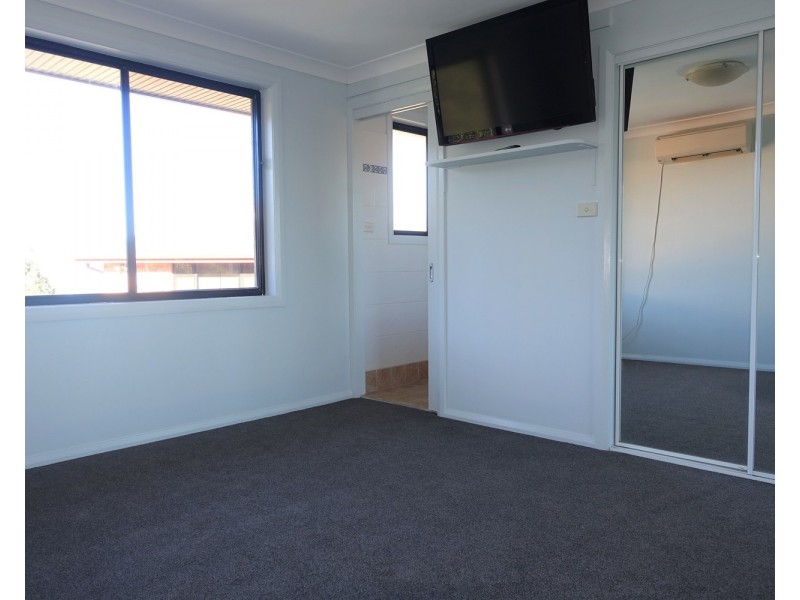 1/71 Shearwater Drive, Berkeley NSW 2506
