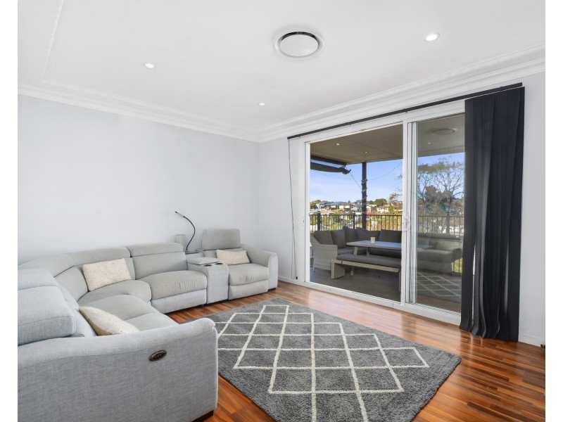 35 Steel Street, Cringila NSW 2502