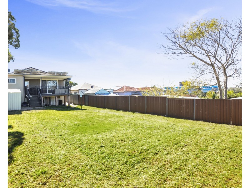 35 Steel Street, Cringila NSW 2502