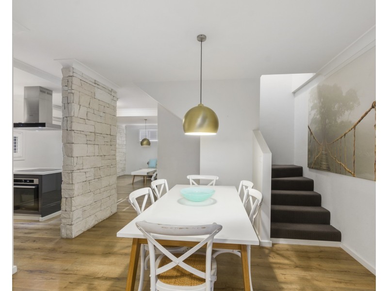 2/151 Gladstone Avenue, Mount Saint Thomas NSW 2500