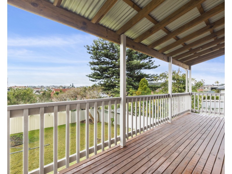 66 Tobruk Avenue, Port Kembla NSW 2505