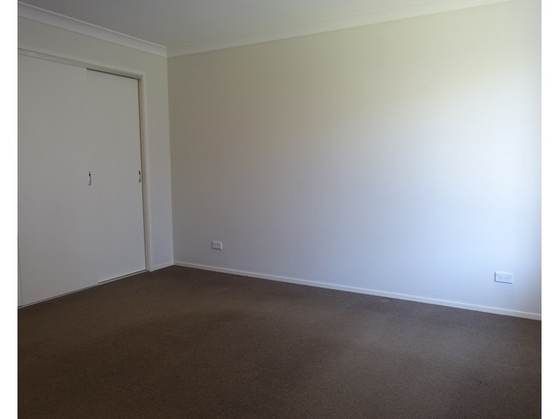 5 Spears Place, Horsley NSW 2530