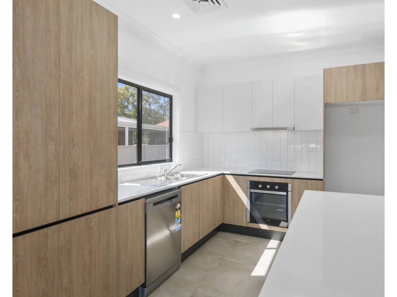 9a Elliotts Road, Fairy Meadow NSW 2519