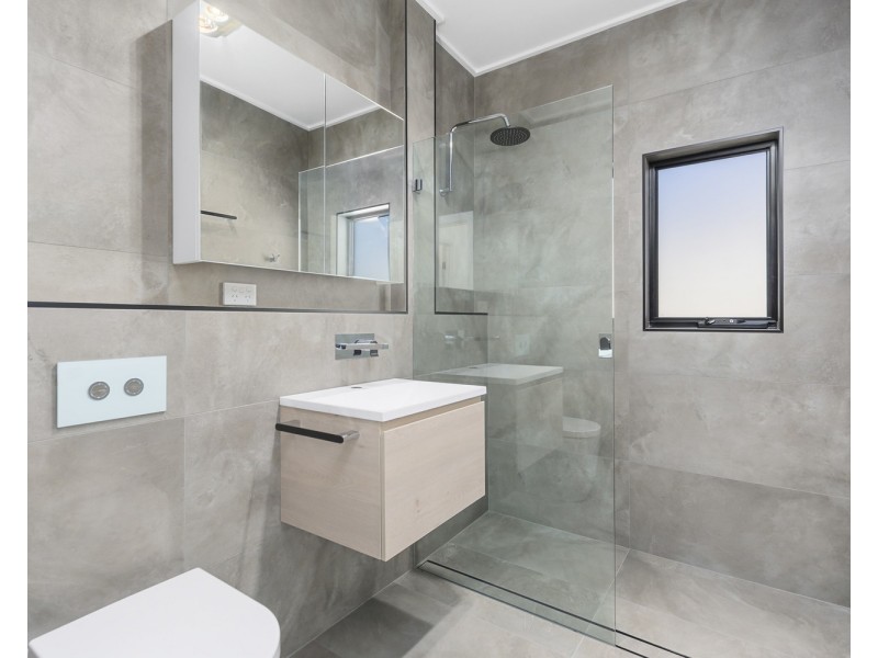 9a Elliotts Road, Fairy Meadow NSW 2519