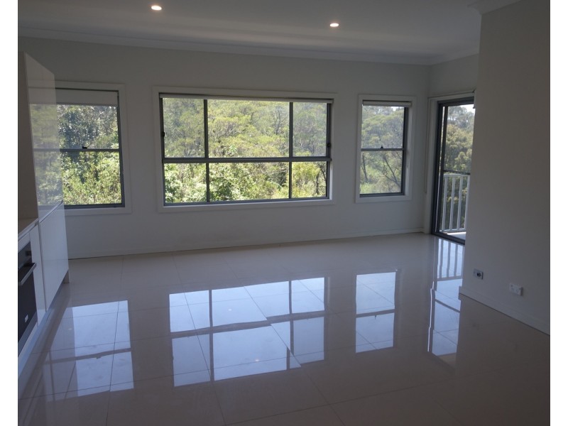 2./154 Shearwater Drive, Lake Heights NSW 2502