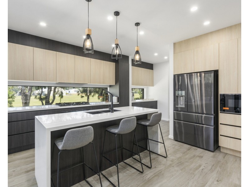 9 Elliotts Road, Fairy Meadow NSW 2519