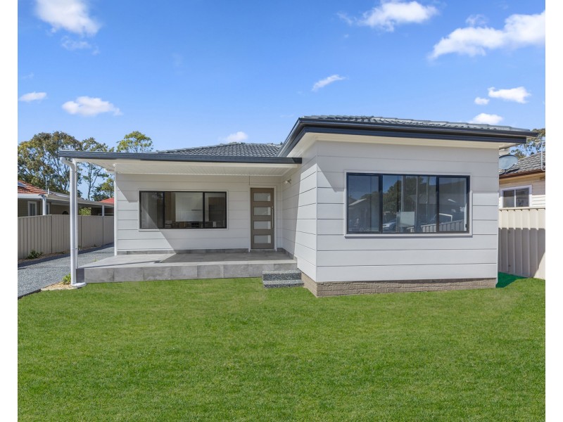 9 Elliotts Road, Fairy Meadow NSW 2519