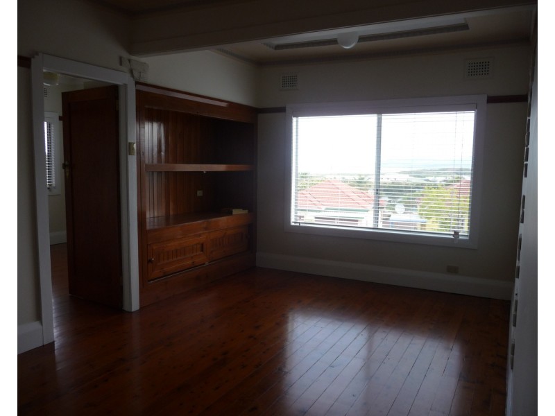 13 Donaldson Street, Port Kembla NSW 2505
