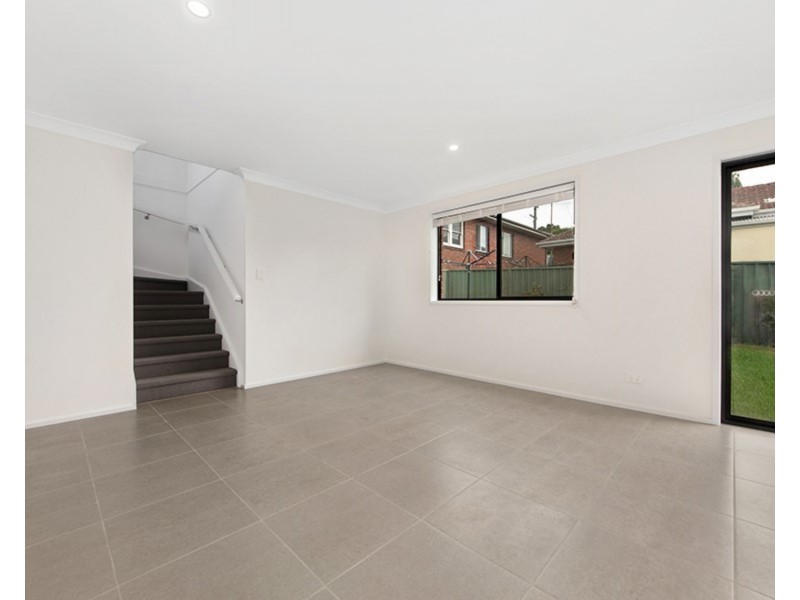 15 Ryan Lane, Figtree NSW 2525