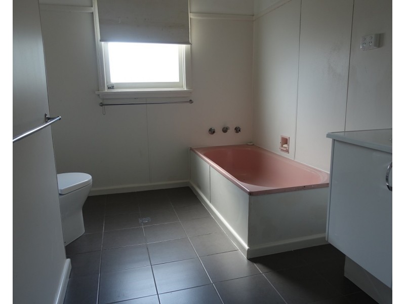 84 Coolabah Road, Dapto NSW 2530