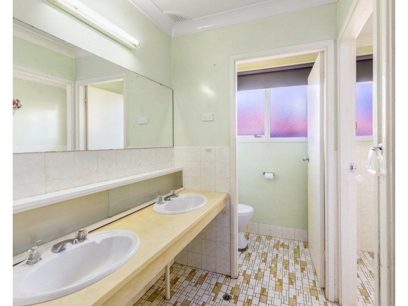 12 Joan Street, Dapto NSW 2530