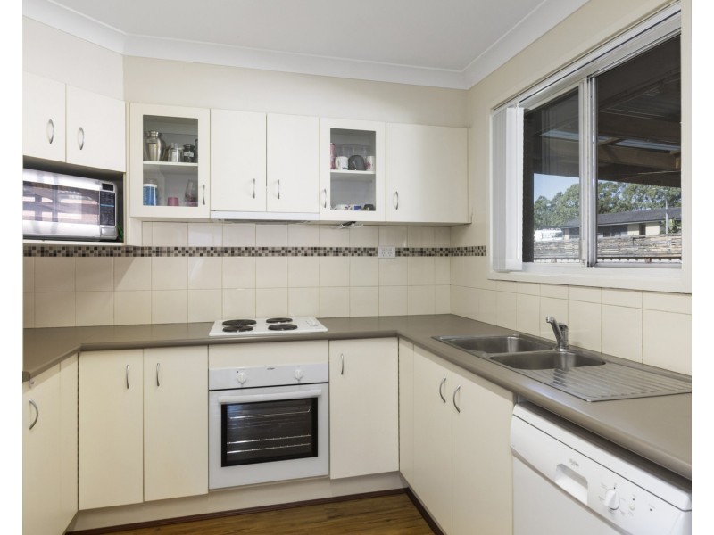 2 Eucalypt Place, Albion Park Rail NSW 2527