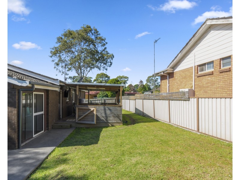 2 Eucalypt Place, Albion Park Rail NSW 2527