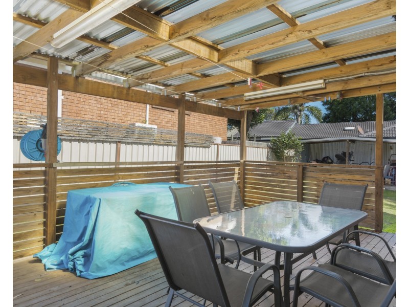 2 Eucalypt Place, Albion Park Rail NSW 2527