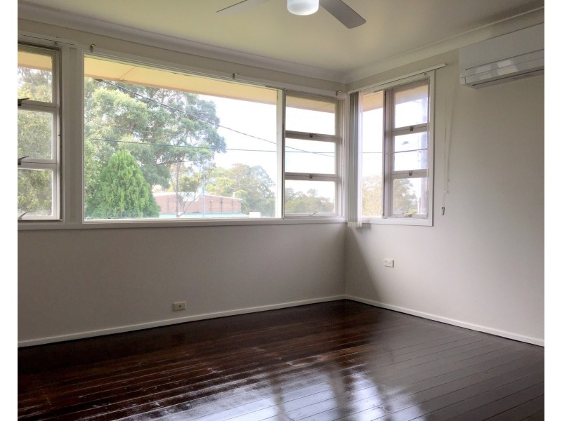 12 Joan Street, Dapto NSW 2530