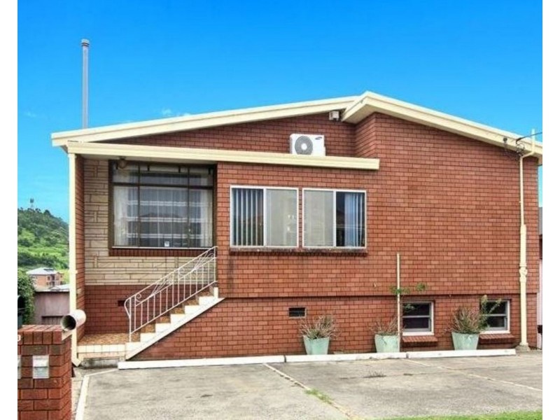 2/260 Flagstaff Road, Lake Heights NSW 2502