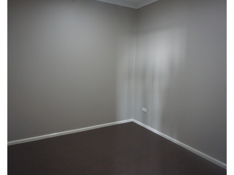 2/260 Flagstaff Road, Lake Heights NSW 2502