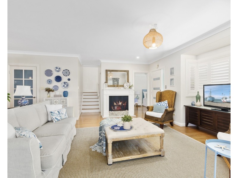 1/35 Russell Street, Balgownie NSW 2519