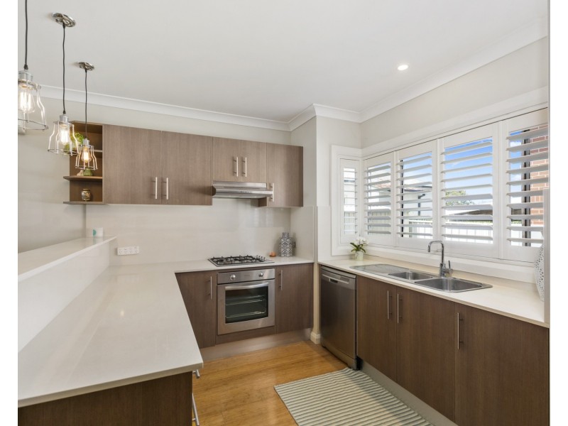 1/35 Russell Street, Balgownie NSW 2519