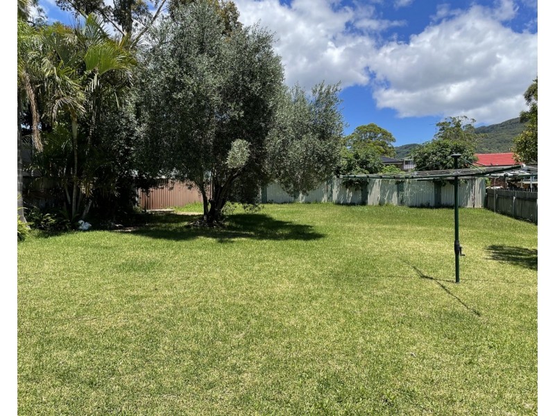 285 Princes Highway, Corrimal NSW 2518