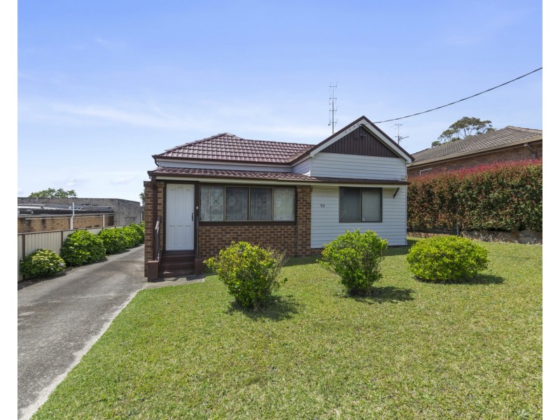 90  Princes Highway, Corrimal NSW 2518