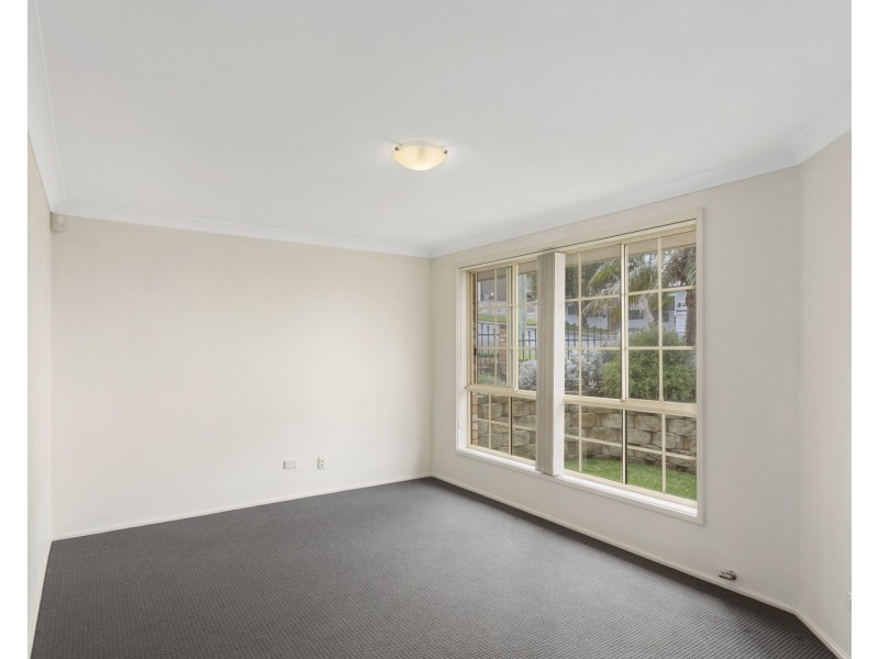 1/20 Lake Heights Road, Lake Heights NSW 2502