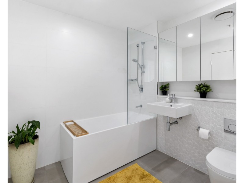 1504/15 Railway Parade, Wollongong NSW 2500