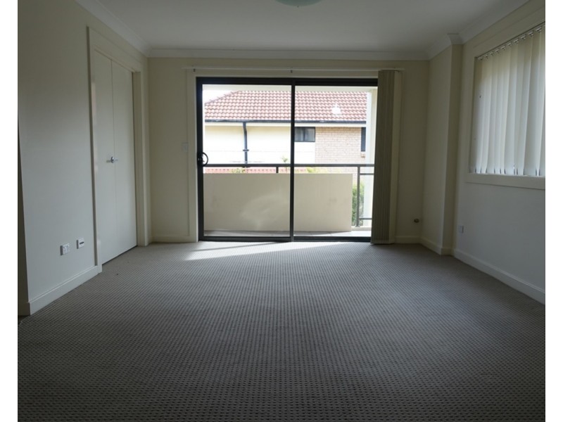 27/31 Princes Highway, Fairy Meadow NSW 2519